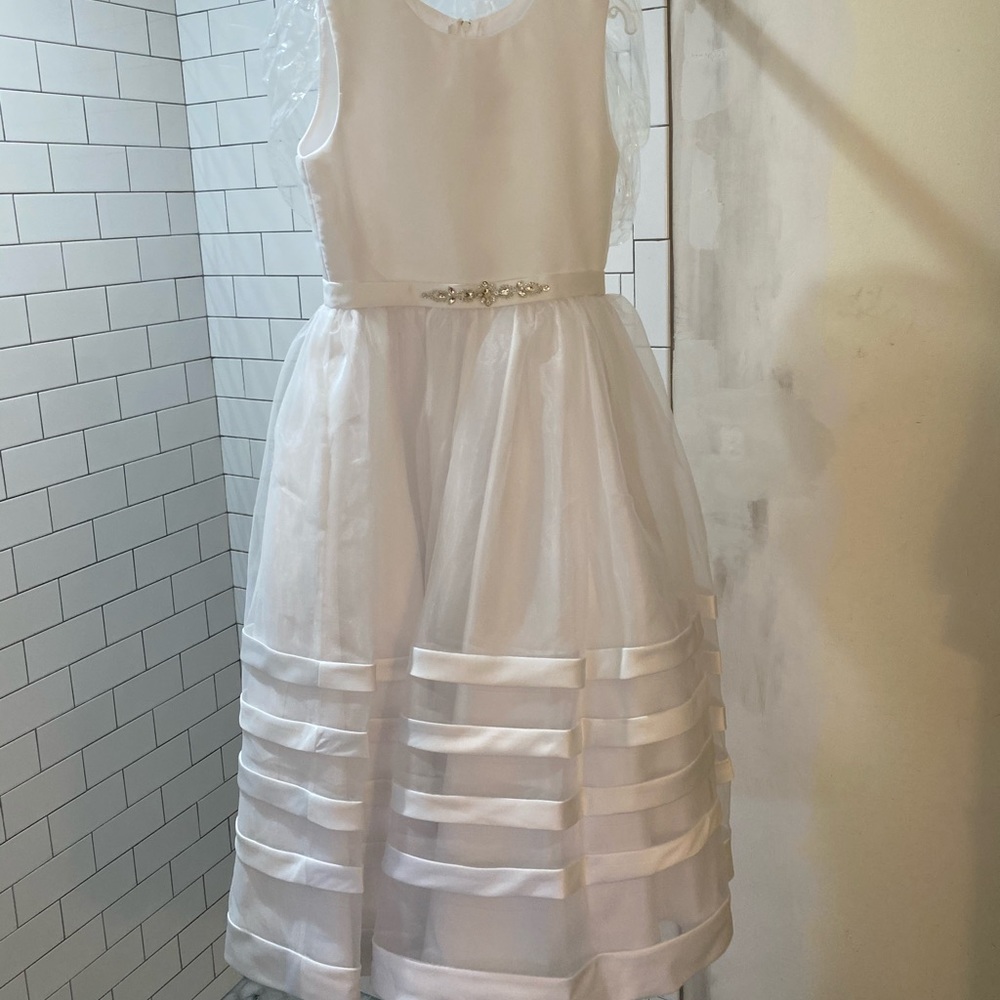 NWT size 10 First Communion/ Flower Girl dress!